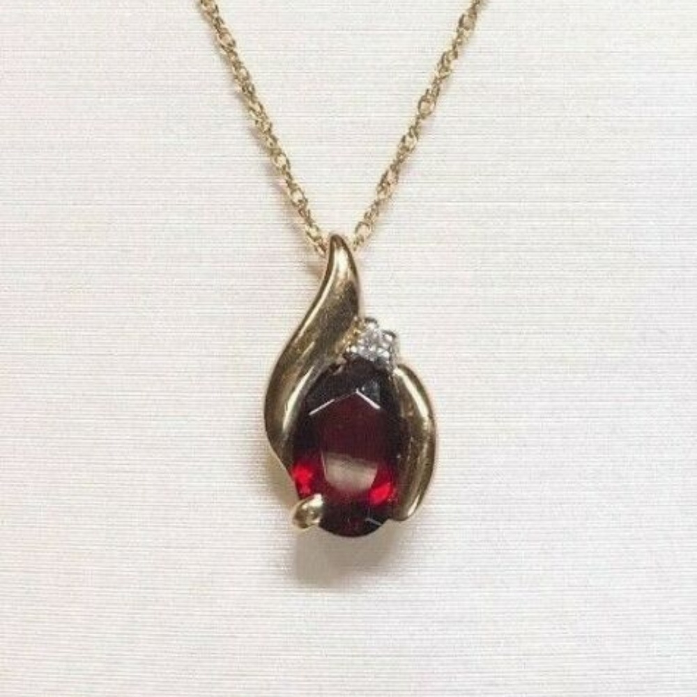 Ben Bridge Garnet &Diamond 14K Gold Necklace